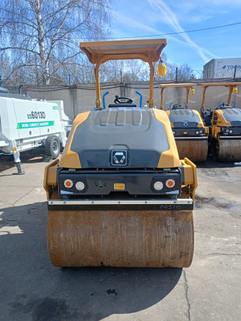 Тротуарный каток пятого поколения XD140VT 